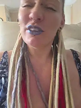 Chatroom XXX en direct de PinkTheHawk