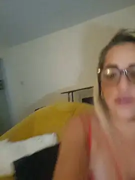 Chat +18 de ArabellaLuxx ao vivo