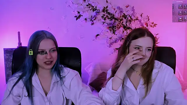 צ'אט XXX בשידור חי של luna_berryy