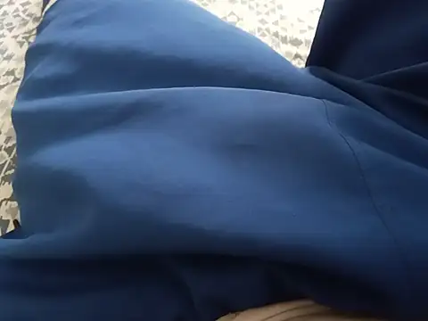 UncutlovingGuy live XXX chat