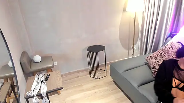 alison_ferrera_のライブXXXチャット