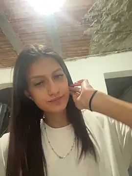 Caroline_daring's Live XXX Chat