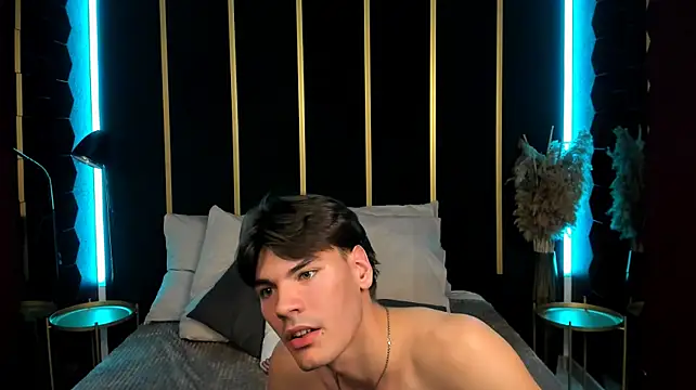 XXX chat uživo modela Kamal_Kramer