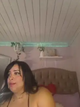 دردشة PandoraLuxury الجنسية المباشرة