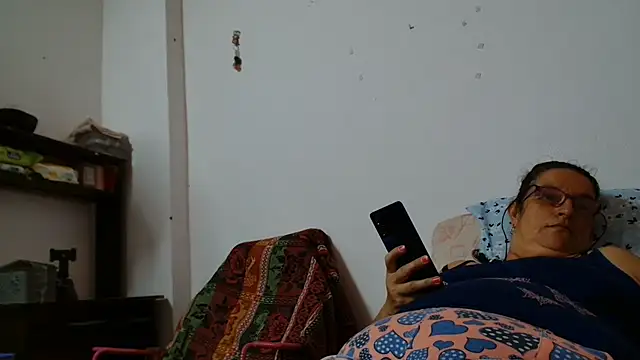 consentidamummy09's Live XXX Chat
