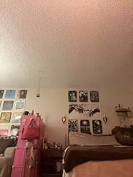 lucyintheskies Live XXX Chat