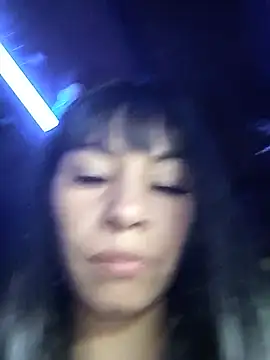 AnnaliOlsenX's Live XXX Chat