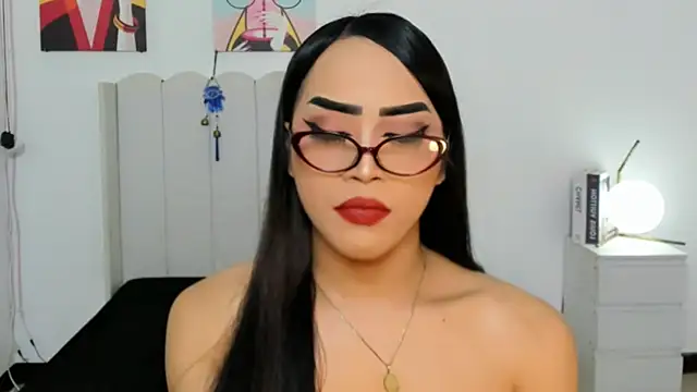 Chatroom XXX en direct de MirandaSterling
