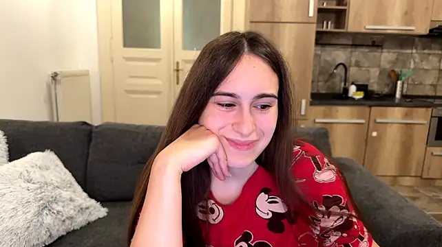 AliceKolltt Adlı Modelin Canlı XXX Sohbeti
