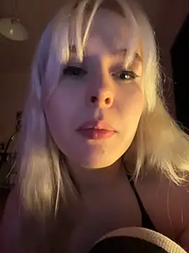 Chatroom XXX en direct de viviennedoll