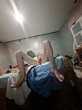 Bi_curious86 webkamerás műsora
