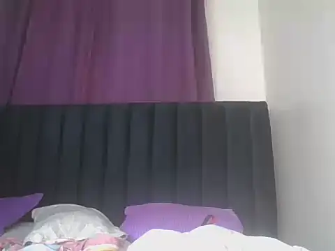 Chat +18 de ValvetVibe ao vivo