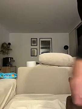 צ'אט XXX בשידור חי של Rae_Lil_White