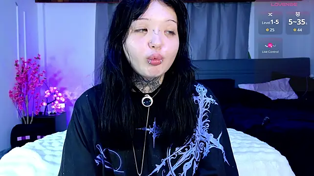 Lein_Bone: онлайн-секс-чат