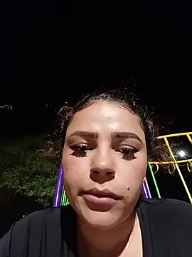 Mommy-Hot live XXX chat