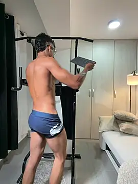 Paradise_boy__ Chat XXX in diretta