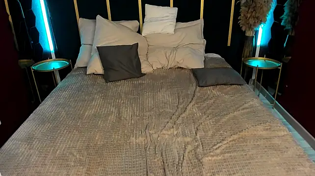 XXX chat uživo modela Kamal_Kramer