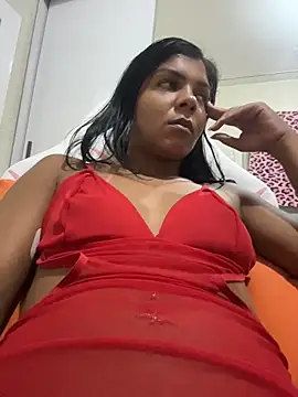 XXX chat uživo modela Indiazinhax