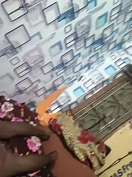 priya_bhabi_sex's Webcam Show
