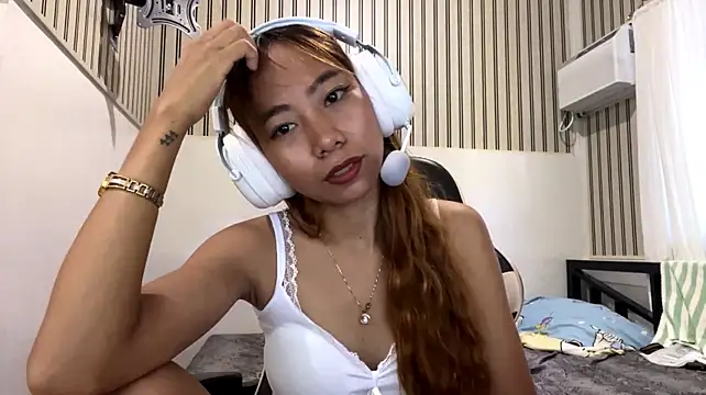 PiaSwida Live XXX-chat