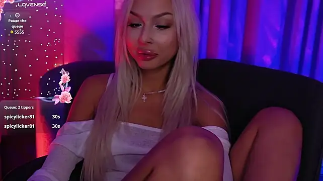 Alaska_Lane's Live XXX Chat