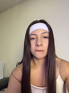 Karlee_Grey1のウェブカメラショー