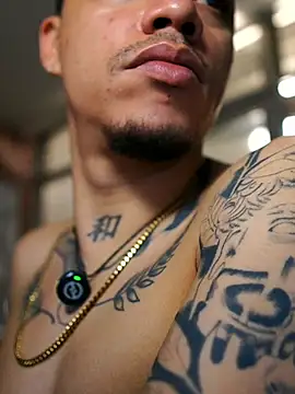 AlphaMasterXxx Live XXX Chat