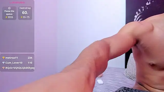 bastian_bigcock 라이브 XXX 채팅