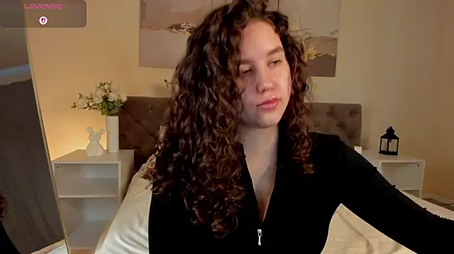 Chat +18 de Ariella_Sol ao vivo