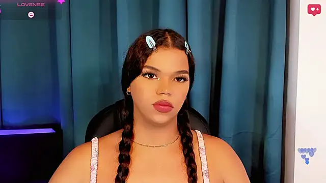Chat +18 de Keira_Fox31 ao vivo