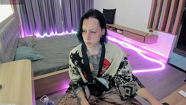 ivo_blake Chat XXX in diretta