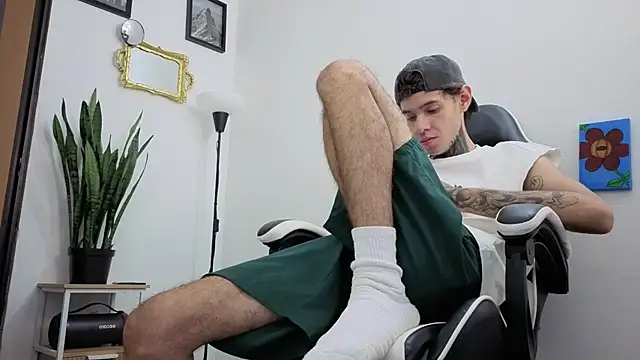 Arteemiiis' Live XXX Chat