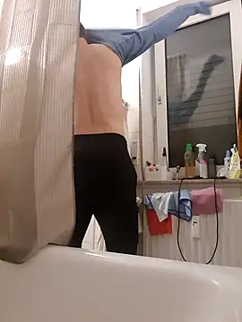 XXX chat uživo modela Sweetboy6931