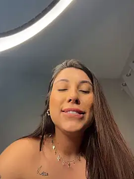 Chat +18 de Carolini09 ao vivo