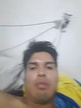 Aguilarcruzkevin31: διαδικτυακό σόου στην κάμερα