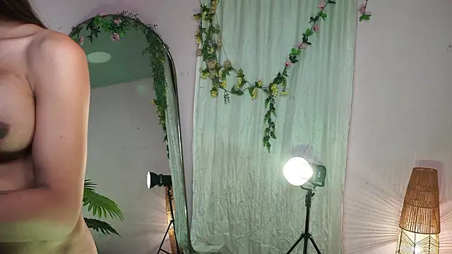 ashley_winhouse – webcam-show
