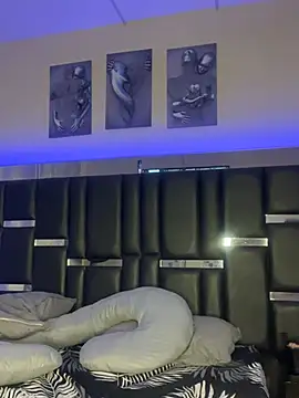 Kendra_C Obrolan Langsung XXX