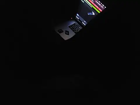 DREshotsのライブXXXチャット
