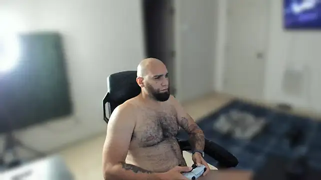 MastaWolfy Adlı Modelin Canlı XXX Sohbeti