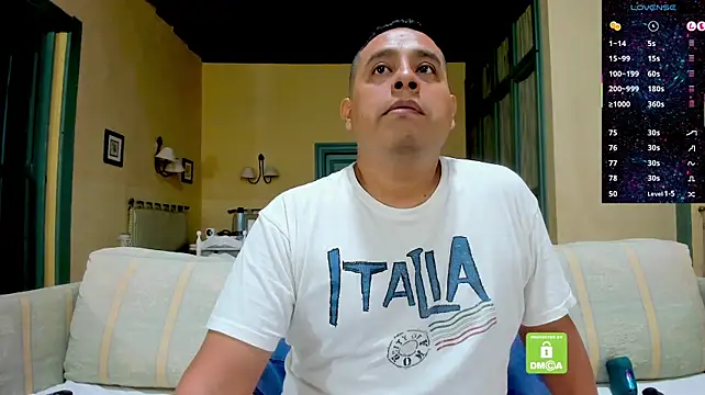 brad_latino Chat XXX in diretta