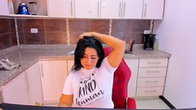 Chat +18 de Miia_Rosee_ ao vivo