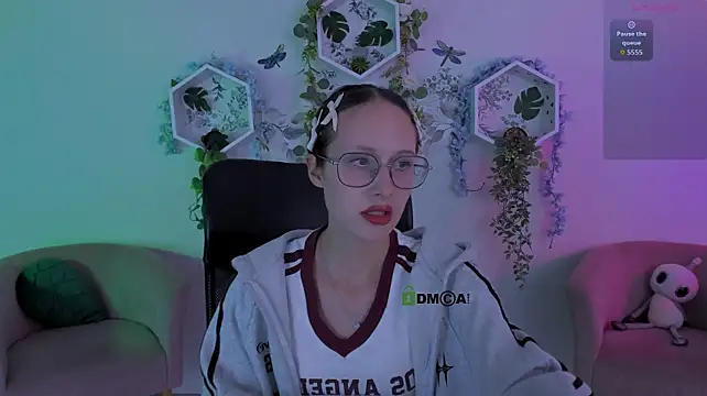 دردشة mona_cloud الجنسية المباشرة