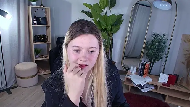 Chat XXX en directo de CelestineMauriac