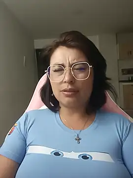 Amylaaa_ XXX чат на живо