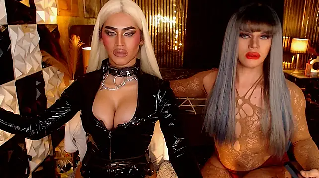 Chat +18 de Siren_Priestress ao vivo