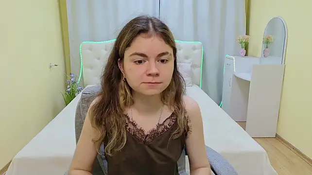 XXX chat uživo modela TinaRedly