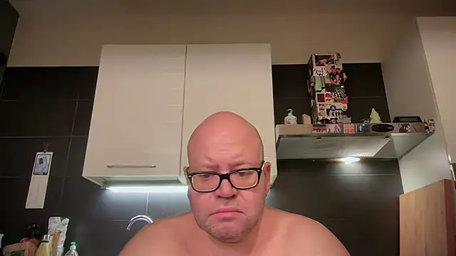 Živý XXX chat theitalianbear