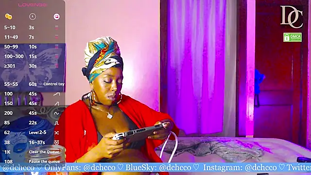 dchcco Chat XXX live