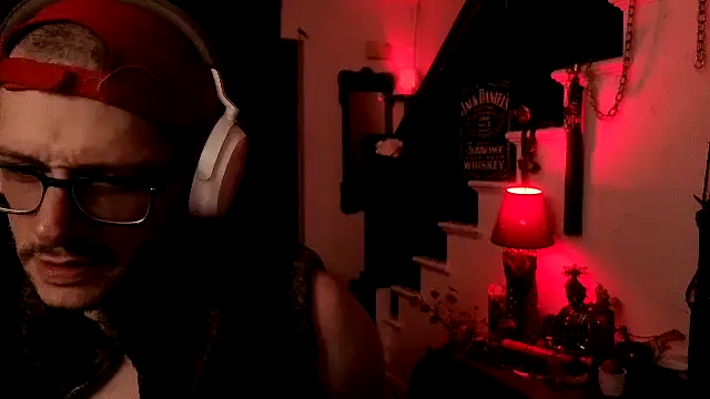 MasterDaddyCool XXX чат на живо