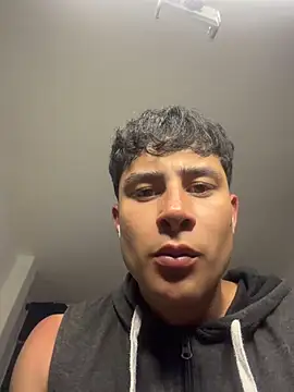 AustinJones_ XXX чат на живо